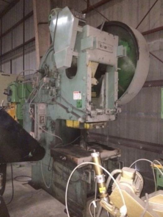 PRENSA TROQUELADORA WARCO 100 TONS.